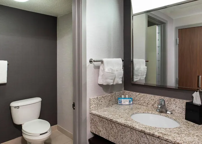 Courtyard 3* Winston-Salem